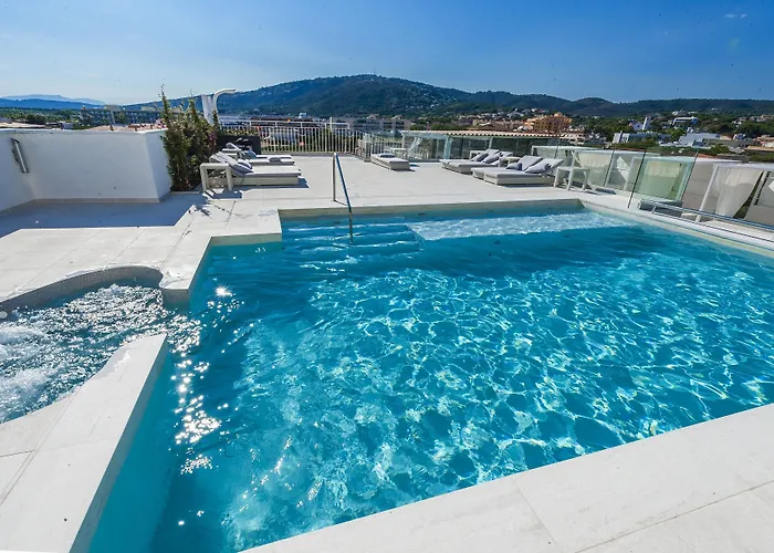 Ξενοδοχείο Planamar By Escampa 4*